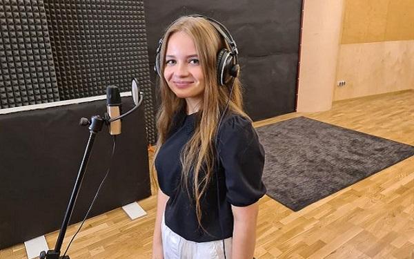 Magdalena Kapciak, jak Selena Gomez? Wykonanie Feel Me na to wskazuje